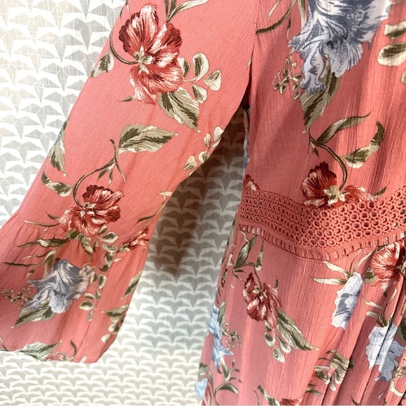 Torrid Babydoll Gauze Crochet Trim Floral Lace-Up Top Dusty Coral Plus Size 1 1X - Picture 8 of 14